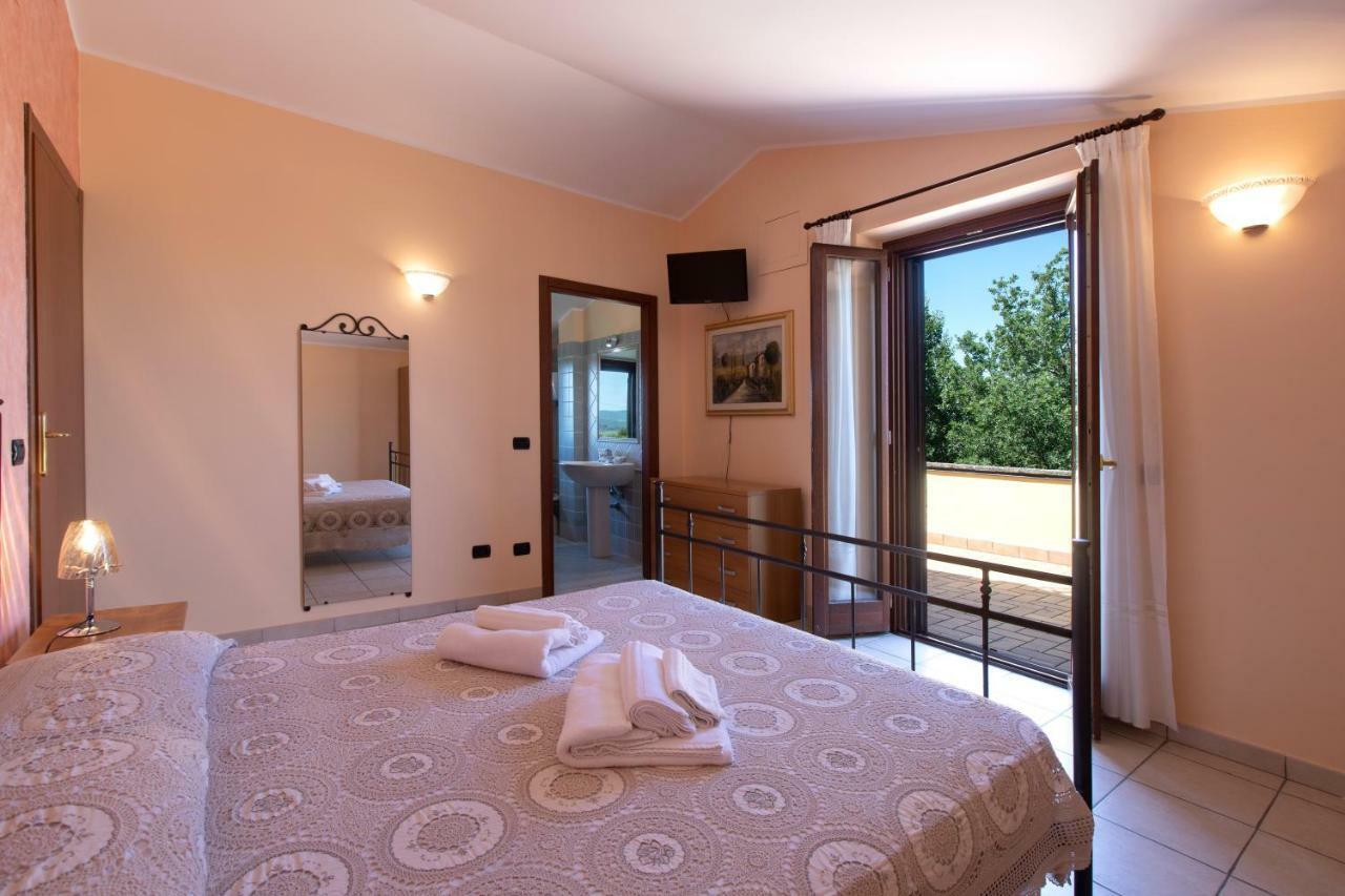 B&B La Casa Fra Gli Olivi Marsciano Eksteriør bilde